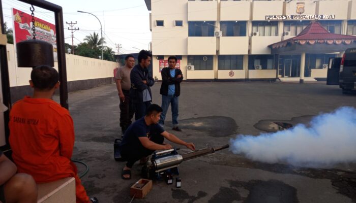 Polresta Gorontalo Kota Disterilkan dari Nyamuk Demam Berdarah