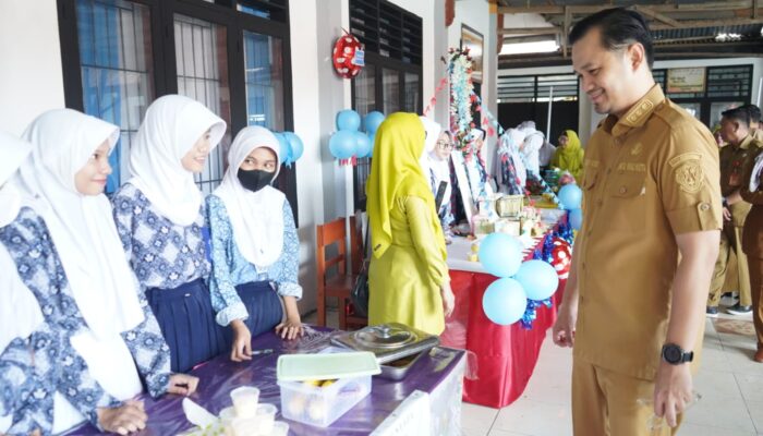 Ryan Kono Dorong Sekolah Negeri Terus Tingkatkan Kualitas