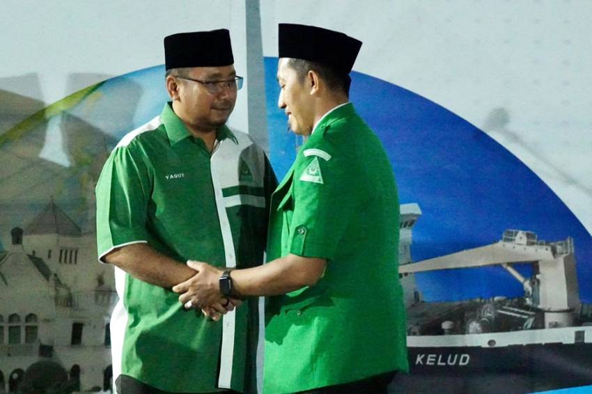 Addin Jauharuddin Nahkodai Ketua Umum GP Ansor 2024-2029 bersama Menteri Agama/Hibata.id