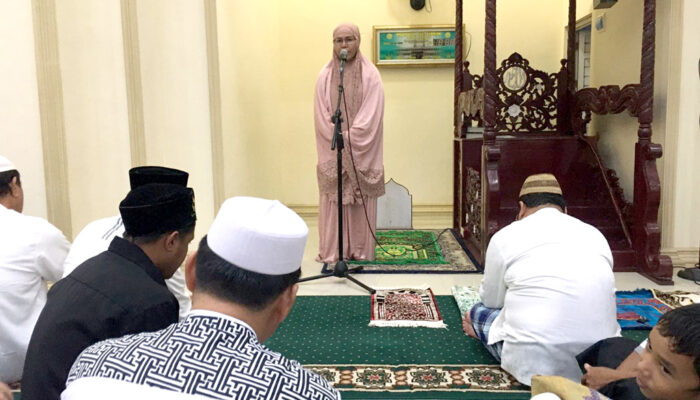 Pembangunan Masjid Al-Amin Boludawa, Bupati Merlan Bantu Rp5 Juta