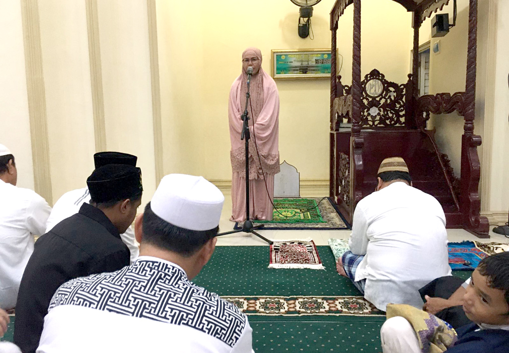 Bupati Merlan Bantu Rp5 Juta Pembangunan Masjid Al-Amin Boludawa/hibata.id