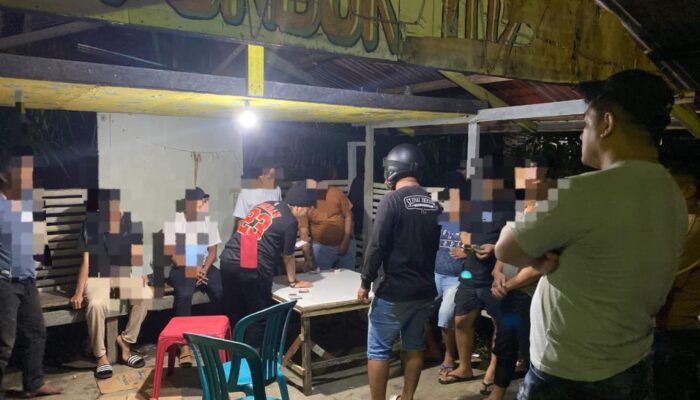 Asyik Main Judi Domino, 6 Pria Warga Kota Gorontalo Diamankan Polisi