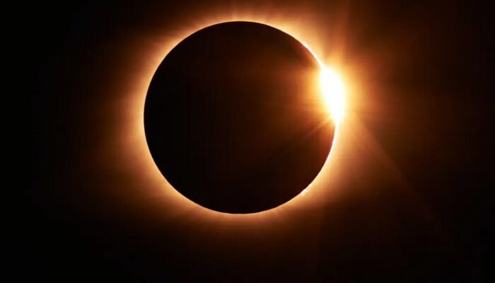 Kemenag Serukan Salat Khusuf saat Gerhana Bulan Total Besok