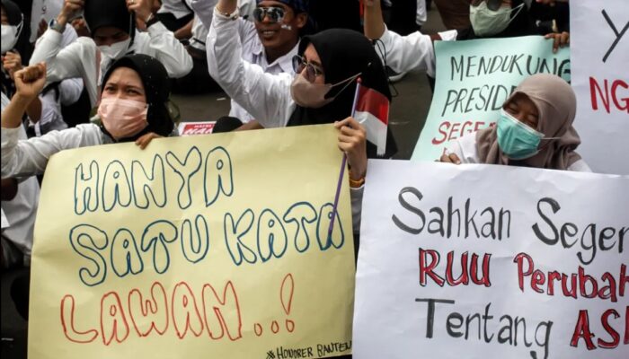 Sudah Mengabdi 20 Tahun, Honorer Nakes Tak Terdaftar di BKN