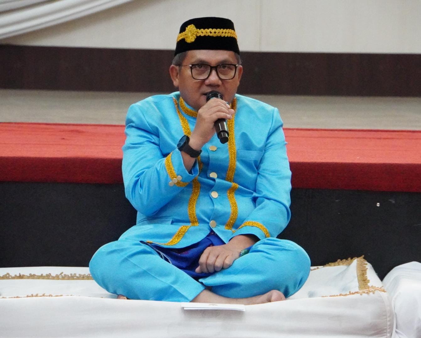 Wali Kota Gorontalo, Marten Taha saat saat memberikan sambutan sekaligus membuka kegiatan doa lo ulipu. (Foto: Humas Pemkot Gorontalo)