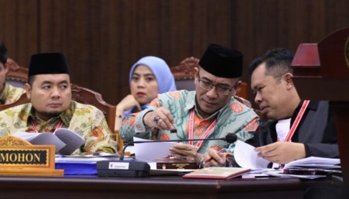 KPU Heran Sengketa Pilpres di MK Malah Persoalkan Pembagian Bansos