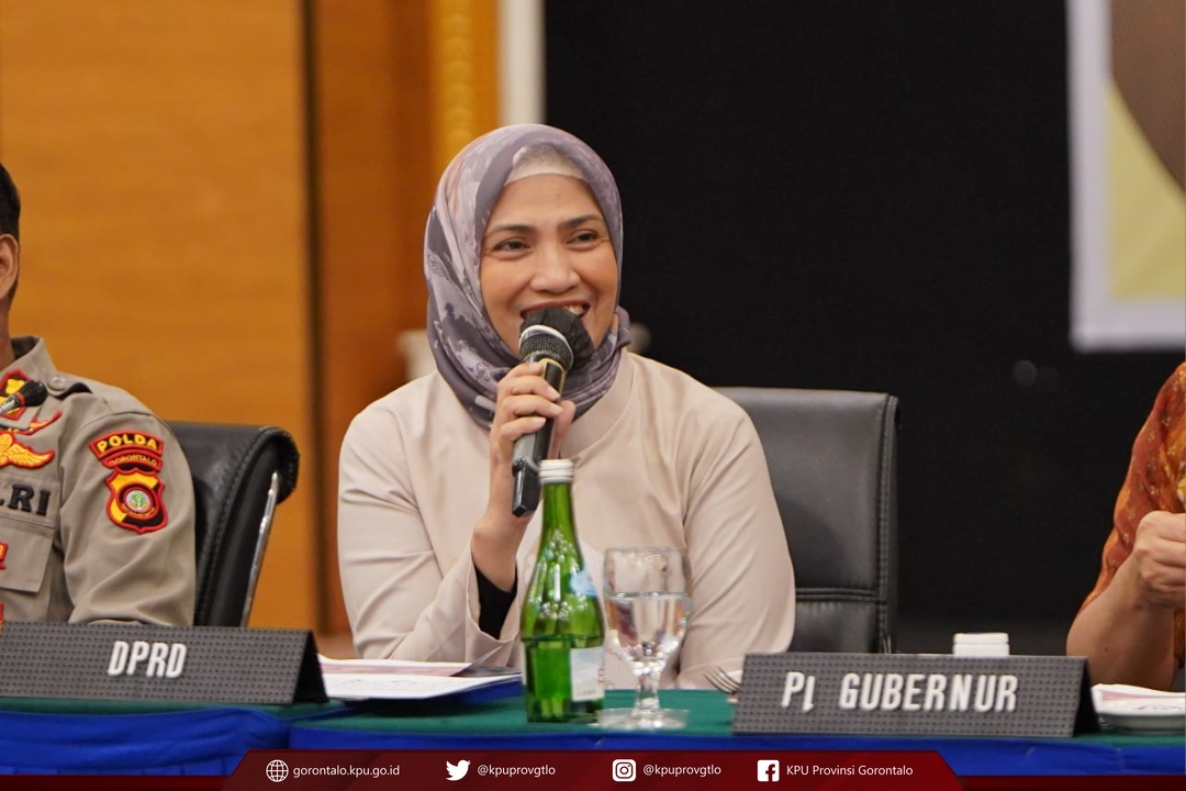 Meyke Camaru, Anggota Komisi I DPRD Provinsi Gorontalo, saat menghadiri Rapat Koordinasi Pelaksanaan Tahapan Pilkada Provinsi Gorontalo tahun 2024.(Dok.KPU Gorontalo)/Hibata.id