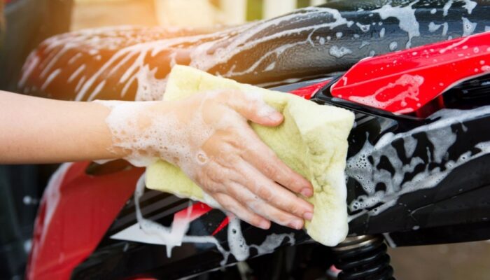Tips Agar Warna Motor Tetap Awet dan Kinclong Meski Sudah Lama