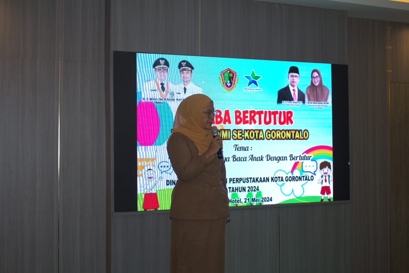 Kepala DKP Kota Gorontalo, Siti Dahlia Syarif saat memberikan sambutan. (Foto: Humas Pemkot Gorontalo)