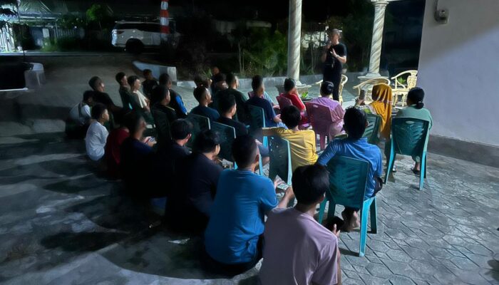 Blusukan Pakat Amran Mustapa di salah satu desa di Bone Bolango/Hibata.id