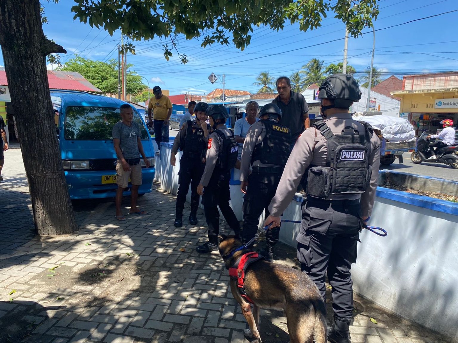 Patroli Unit K-9 di Terminal Telaga oleh Polda Gorontalo/Hibata.id