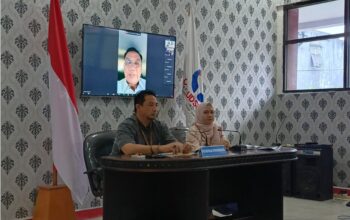 Ombudsman Perwakilan Gorontalo saat menggelar media Briefing di kantornya, pada Kamis (21/6/2024). (Foto: Abdulharis/Hibata.id)