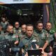 Danrem 133 Nani Wartabone Brigjen TNI Hari Pahlawantoro saat mendampingi Pangdam XIII/Merdeka Mayjen TNI Candra Wijaya/Hibata.id