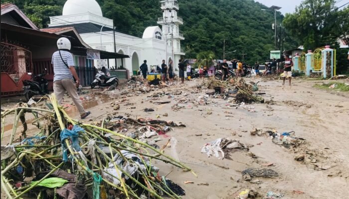 Bangunan Liar Diduga Menjadi Penyebab Banjir Talumolo