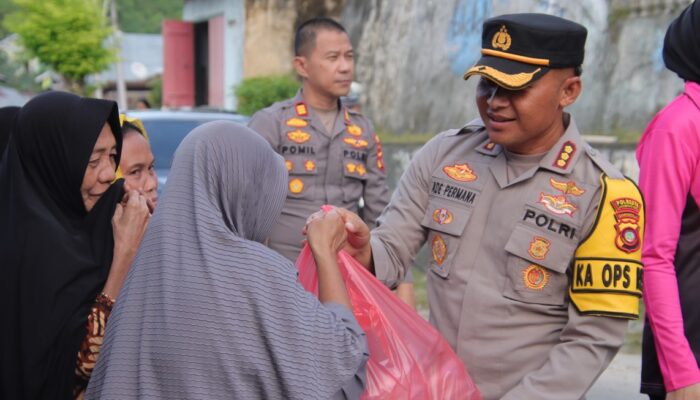 Kapolresta Gorontalo Pastikan Masyarakat Korban Banjir Tak Kelaparan