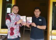 Perjalanan Wakil Ketua DPRD Blora Siswanto dalam Buku Terbaru Ahmad Adirin