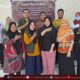 Anggota KPU Bone Bolango Divisi Perencanaan Data dan Informasi Adnan Berahim bersama anggota PPK usai menyelesaikan Rekapitulasi DPHP/Hibata.id