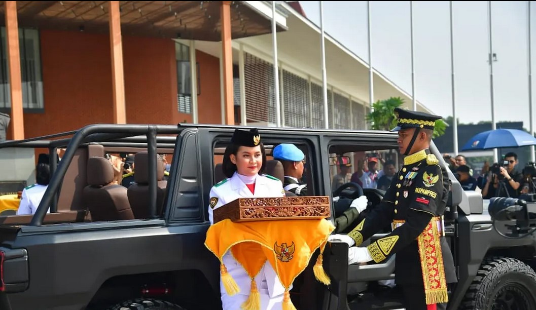 Cerita Kachina Ozora, Latihan Naik Turun Tangga 3 Minggu Demi Bawa Bendera Pusaka ke IKN/Hibata.id
