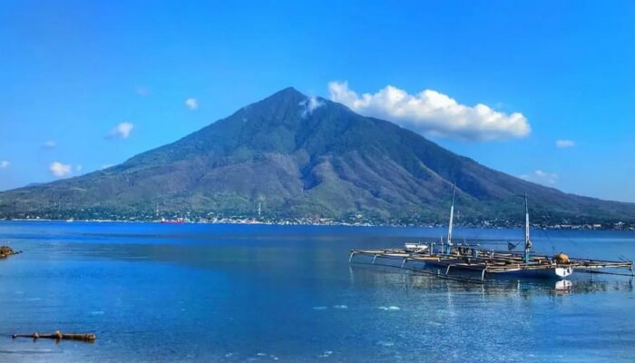 6 Fakta Menarik tentang Gunung Ile Mandiri di Flores Timur NTT