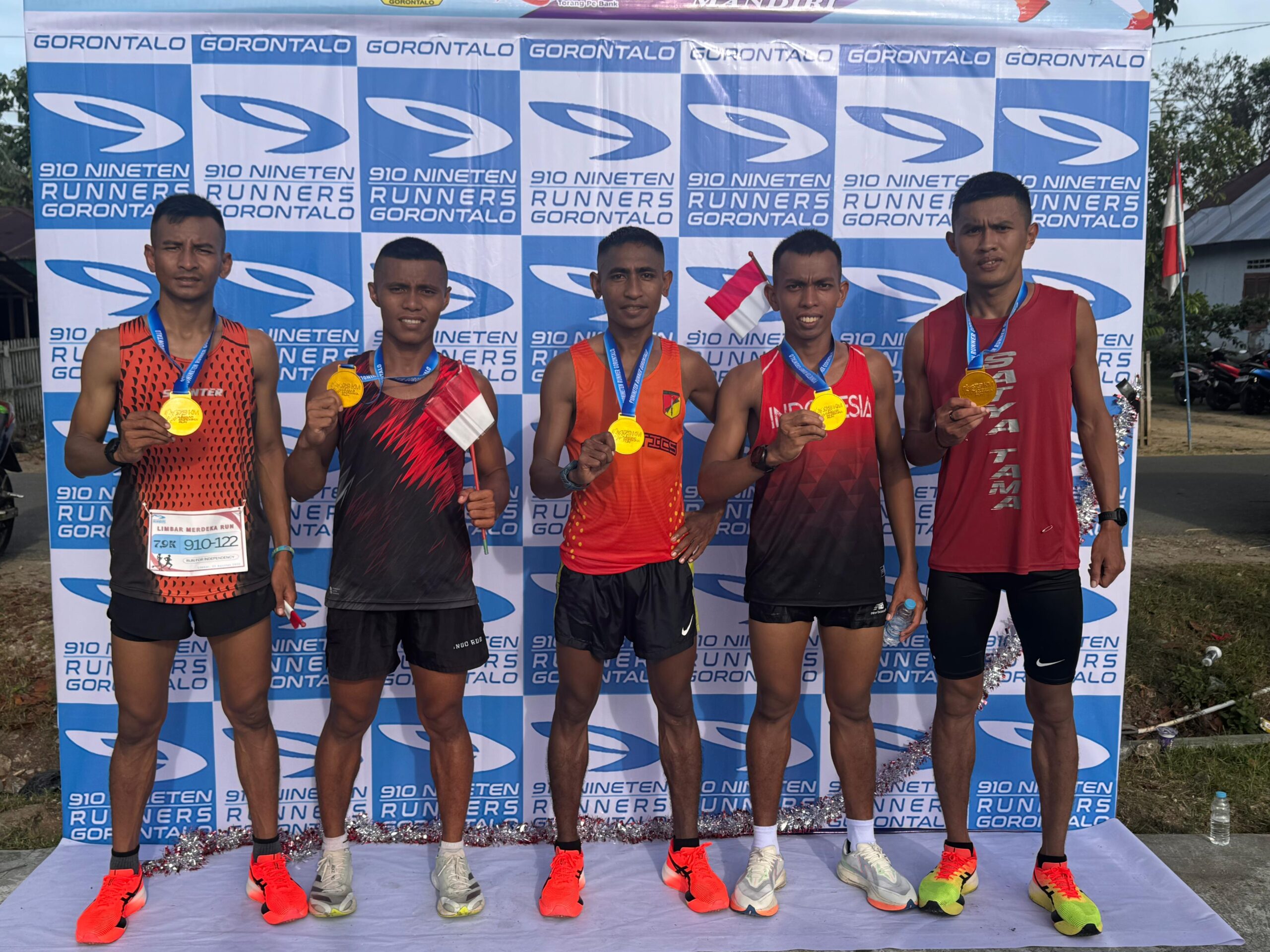 Atlet Yonif 713 Satya Tama Sukses Dominasi Limbar Merdeka Run 2024/Hibata.id
