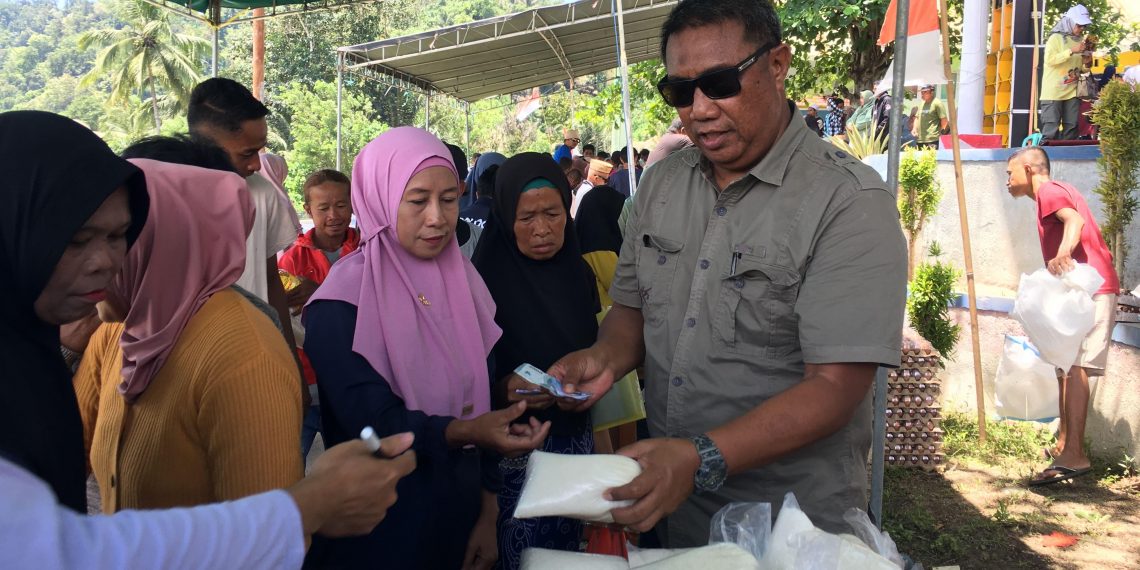 Program unggulan "Bupati Ngantor di Desa" atau yang dikenal dengan Bunga Desa di Bone Bolango/Hibata.id