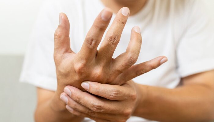 Penyakit Parkinson, Kondisi yang Membuat Tubuh Terkunci