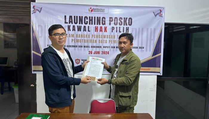 Tim Hukum Sulianti-Samsul Laporkan AT-FM ke Bawaslu Banggai