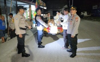 Kepolisian Sektor (Polsek) Luwuk melakukan razia di sebuah kamar kos di Kompleks Tanjungsari. Foto: Polsek Luwuk/Hibata.id