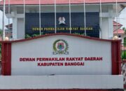 Kantor Dewan Perwakilan Rakyat Daerah (DPRD) Kabupaten Banggai. (Foto: Surdin/Hibata.id)