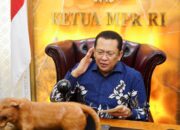 Ketua MPR RI ke-16, Bambang Soesatyo, menekankan pentingnya membangun jiwa kepemimpinan pada mahasiswa baru Universitas Trilogi/Hibata.id