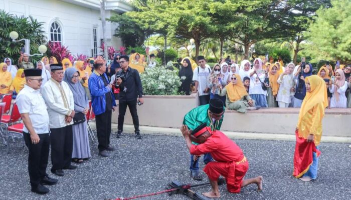 Tradisi Pandanga Masyarakat Mian Nu Nambo untuk Bupati Banggai