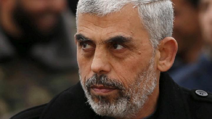 Israel mengklaim telah menewaskan Pemimpin Hamas, Yahya Sinwar, dalam sebuah serangan di Gaza, 17 Oktober 2024. Israel tengah mengautopsi tiga jenazah yang salah satu di antaranya memiliki kemiripan dengan pemimpin Hamas tersebut. REUTERS/Hibata.id