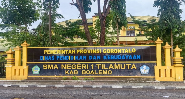 SMA Negeri 1 Tilamuta yang Keluarkan 10 Siswanya/Hibata.id