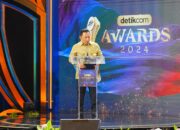 Kapolri Listyo Sigit Prabowo Terima Penghargaan Tokoh Inklusi