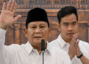 Prabowo: Utamakan Pelayanan, Berani Copot Pejabat Tak Maksimal