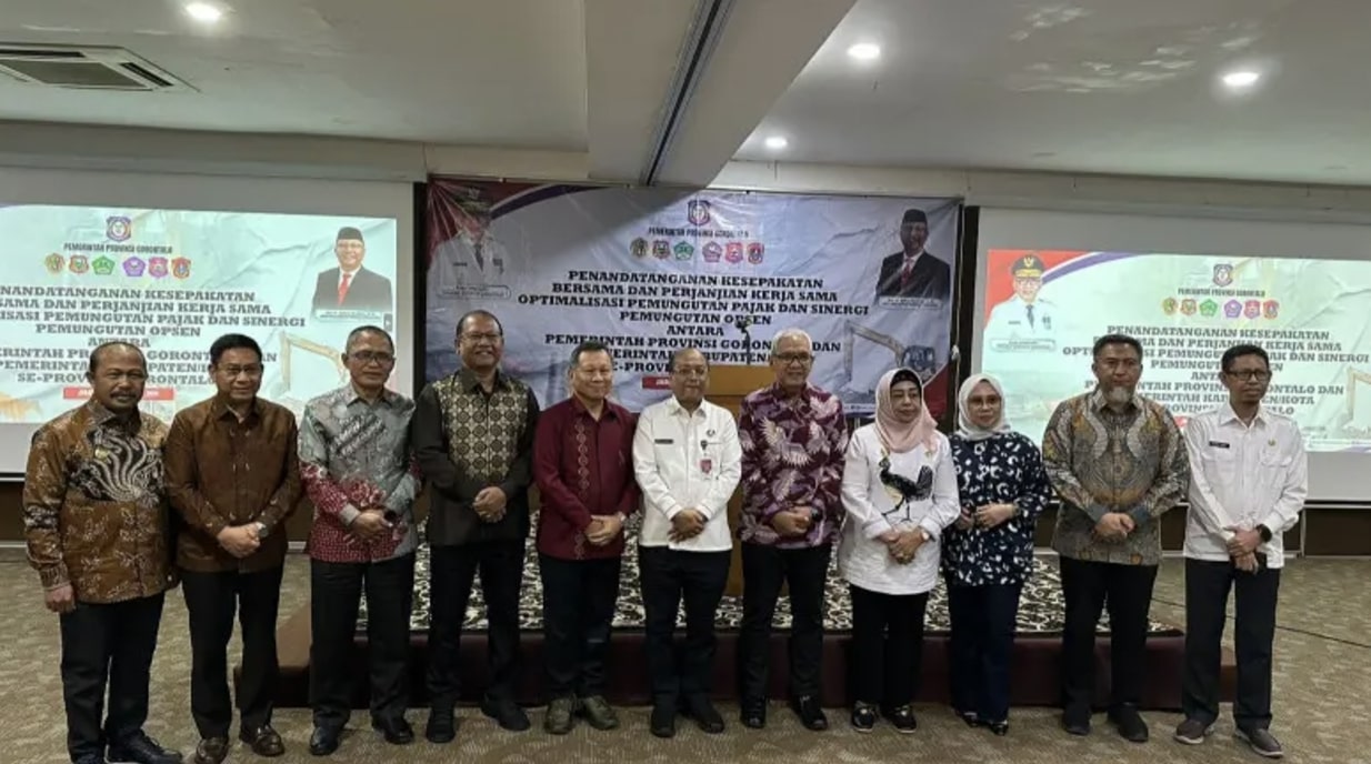 Kerjasama ditandai dengan penandatanganan memorandum of Understanding (MoU) antara pejabat (Pj) Gubernur Gorontalo, Rudy Salahuddin dengan Pj Wali Kota Gorontalo, Ismail Madjid. (Foto: Humas Pemkot Gorontalo)