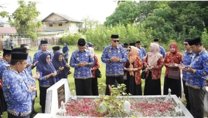 Pengurus dan Anggota KORPRI Gelar Kegiatan Ziarah Makam