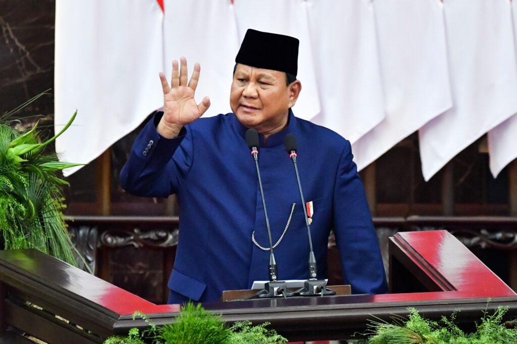 Prabowo Umumkan Kenaikan UMP 2025 Sebesar 6,5 Persen, Prioritaskan Kesejahteraan Buruh/Hibata.id