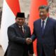 Presiden Prabowo Subianto mengatakan China merupakan mitra ekonomi strategis Indonesia. Prabowo juga menyebut China sebagai negara investor utama di Indonesia. (FLORENCE LO/POOL/AFP)