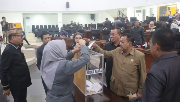 Empat Komisi di DPRD Provinsi Gorontalo Resmi Terbentuk