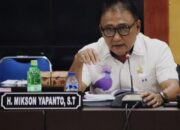Mikson Yapanto Soroti Kendaraan Plat Luar dan Kinerja BUMD