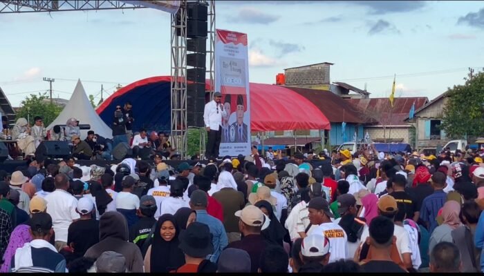 Azhari Kritik Pemecatan 15 Kepala Kampung Jelang Pilkada Buteng