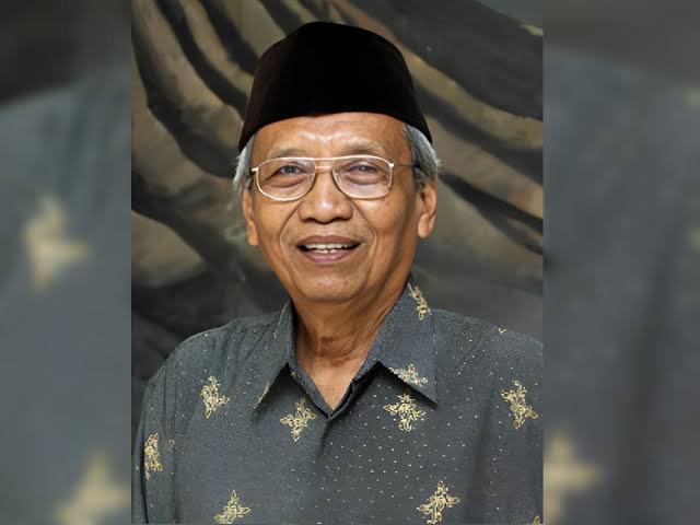 Kisah Sartono, Siulan yang Menjadi Simbol Penghormatan Guru/Hibata.id