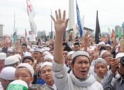 Dihadiri Rizieq Shihab, Ribuan Peserta Reuni 212 Serukan Palestina Merdeka