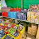 Lapak penjual petasan dan kembang api di Jalan Foto: Ami/ Papua60detik/Hibata.id