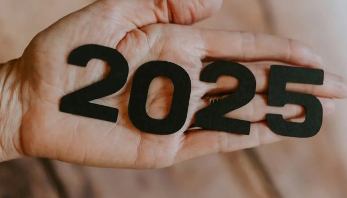20 Ucapan Penuh Makna Sambut Tahun Baru 2025