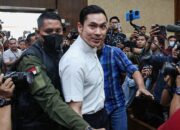 Harvey Moeis yang merupakan suami dari artis Sandra Dewi didakwa melakukan perbuatan tindak pidana korupsi dan pencucian uang yang menyebabkan kerugian negara mencapai Rp300 triliun. (Liputan6.com/Angga Yuniar)/Hibata.id