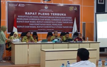 Komisi Pemilihan Umum (KPU) Kabupaten Gorontalo Utara saat menggelar rapat pleno/Hibata.id