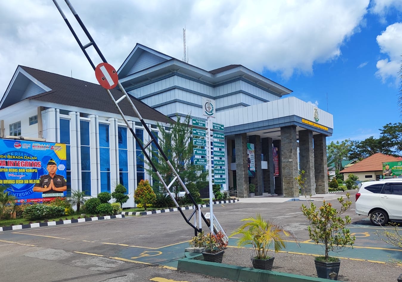 Kantor Kejaksaan Tinggi Gorontalo (Foto: Thoger)