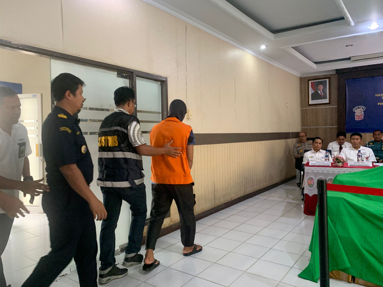 Bea Cukai dan APH Ringkus Pengedar Rokok Ilegal di Gorontalo/Hibata.id